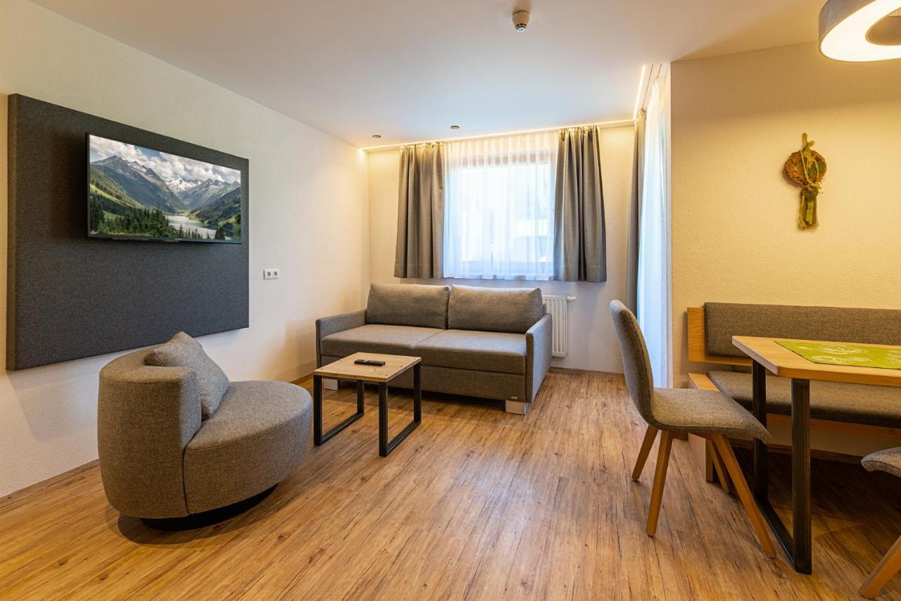 Hotel Garni Romantik Fügen Zewnętrze zdjęcie
